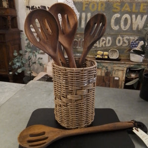 Slotted spoon