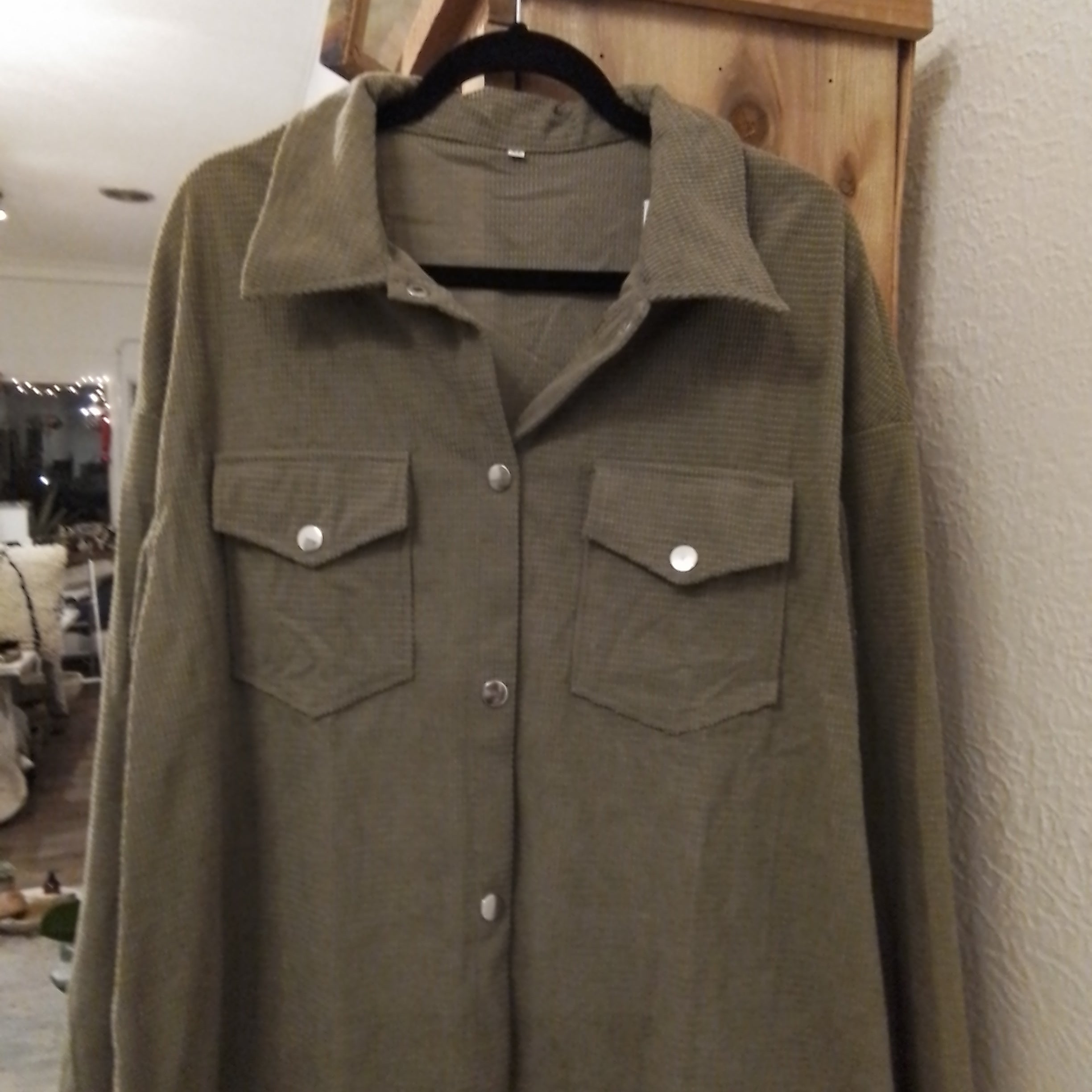 Green shirt jacket