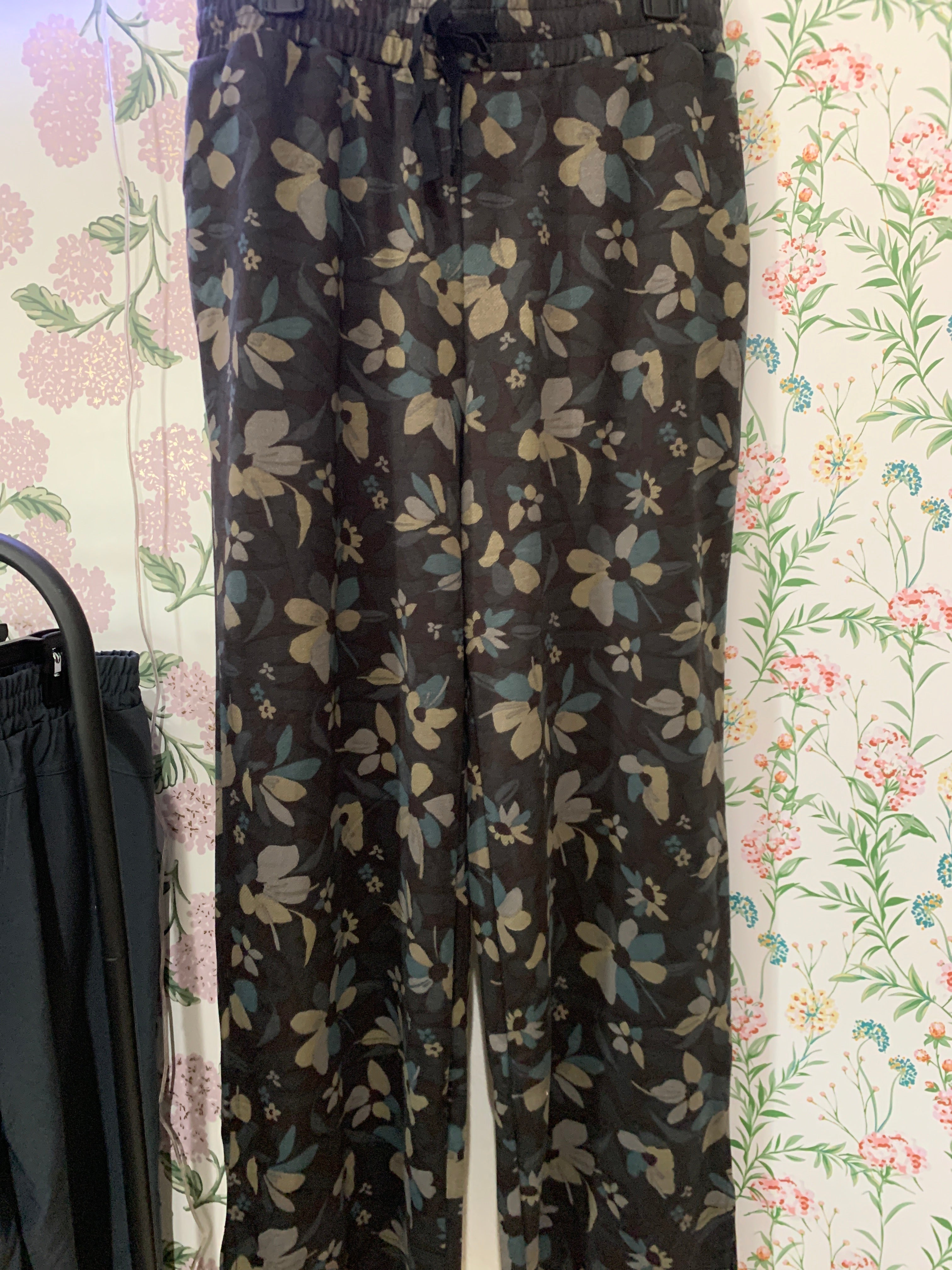 Black Floral Sweat- S M L XL