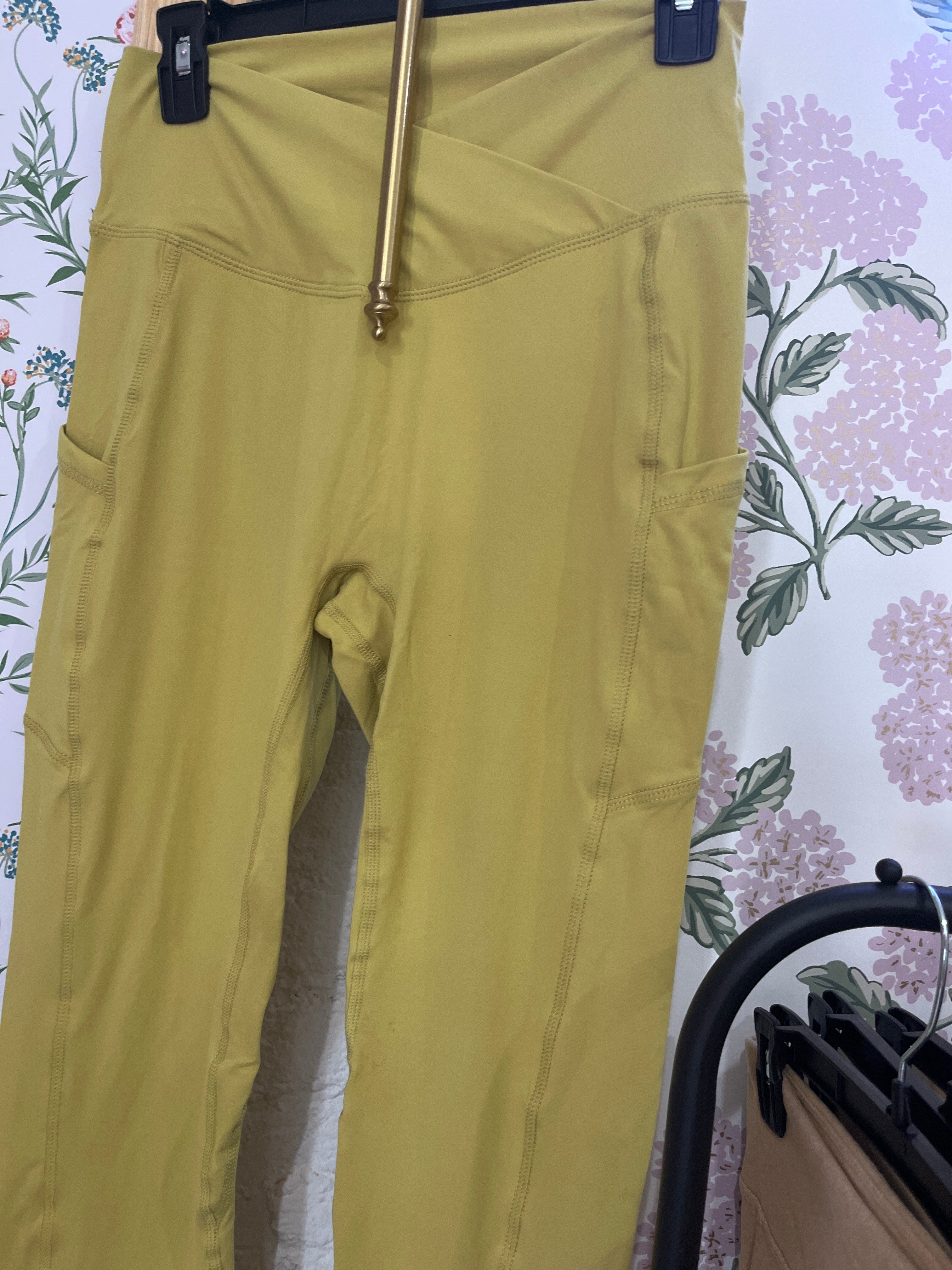 Olive Crossover Leggings