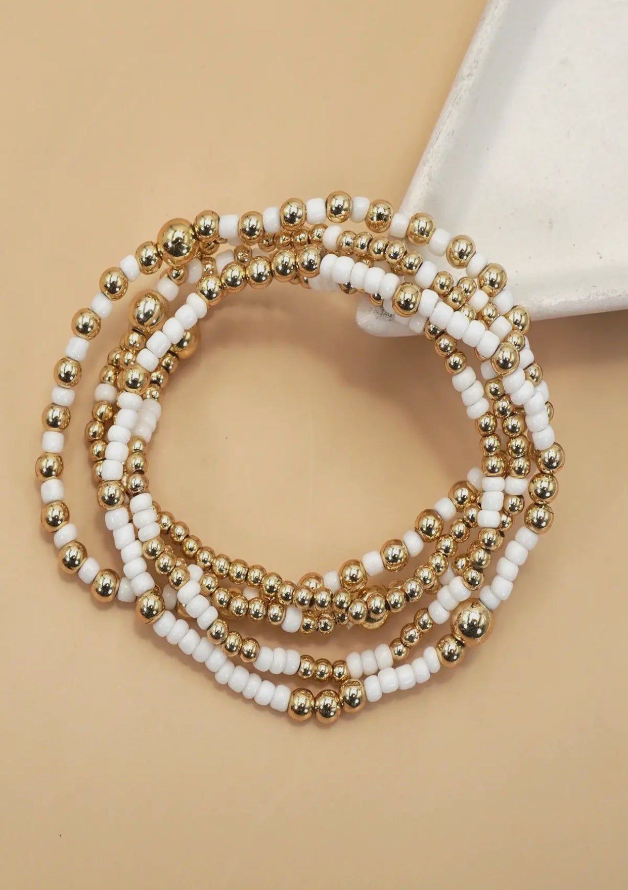 Gold/White Beaded Braclet Stack