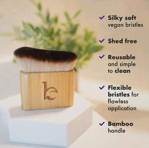 Beauty by Earth Blending Brush