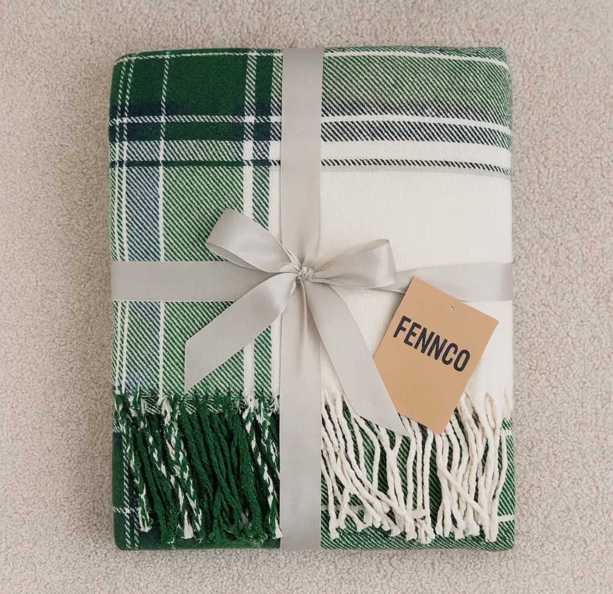 Classic Green Plaid Throw