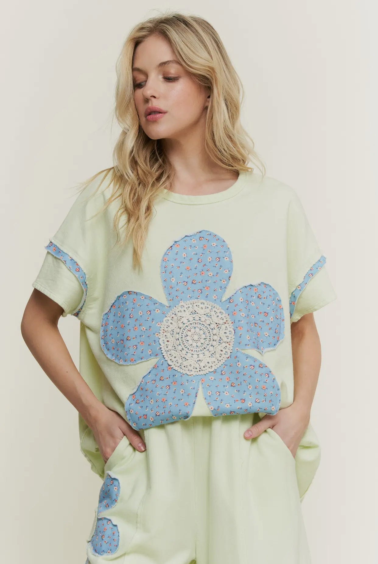 Flower Patch Top- Soft Lime
