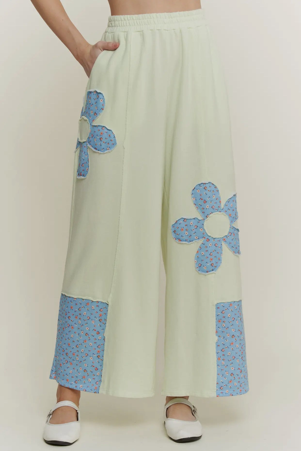 Flower Patch Pants- Soft Lime