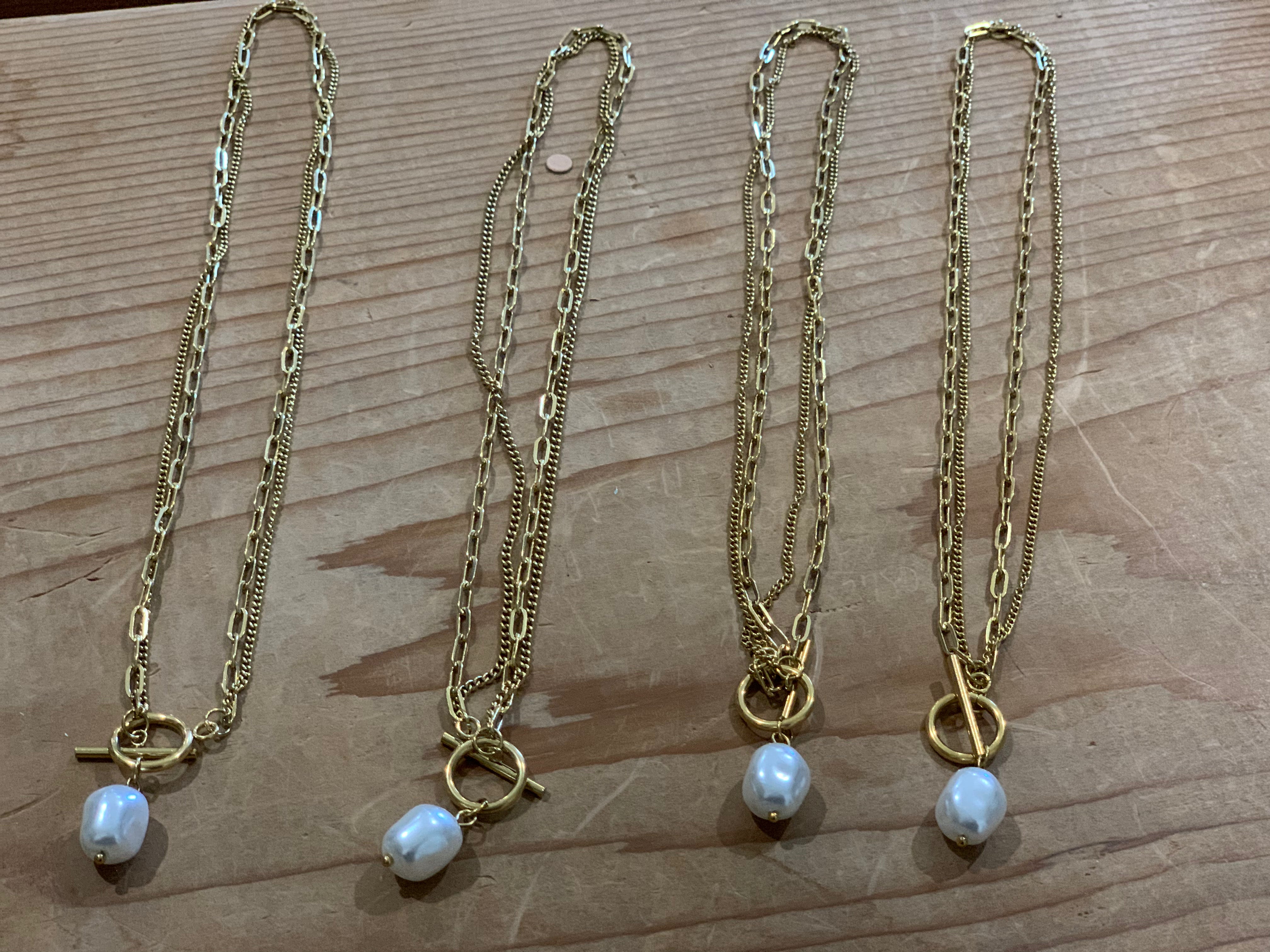 Chain/Drop Pearl Necklace