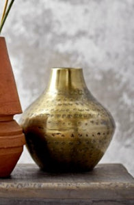 DF2443   Hammered Vase   df2443