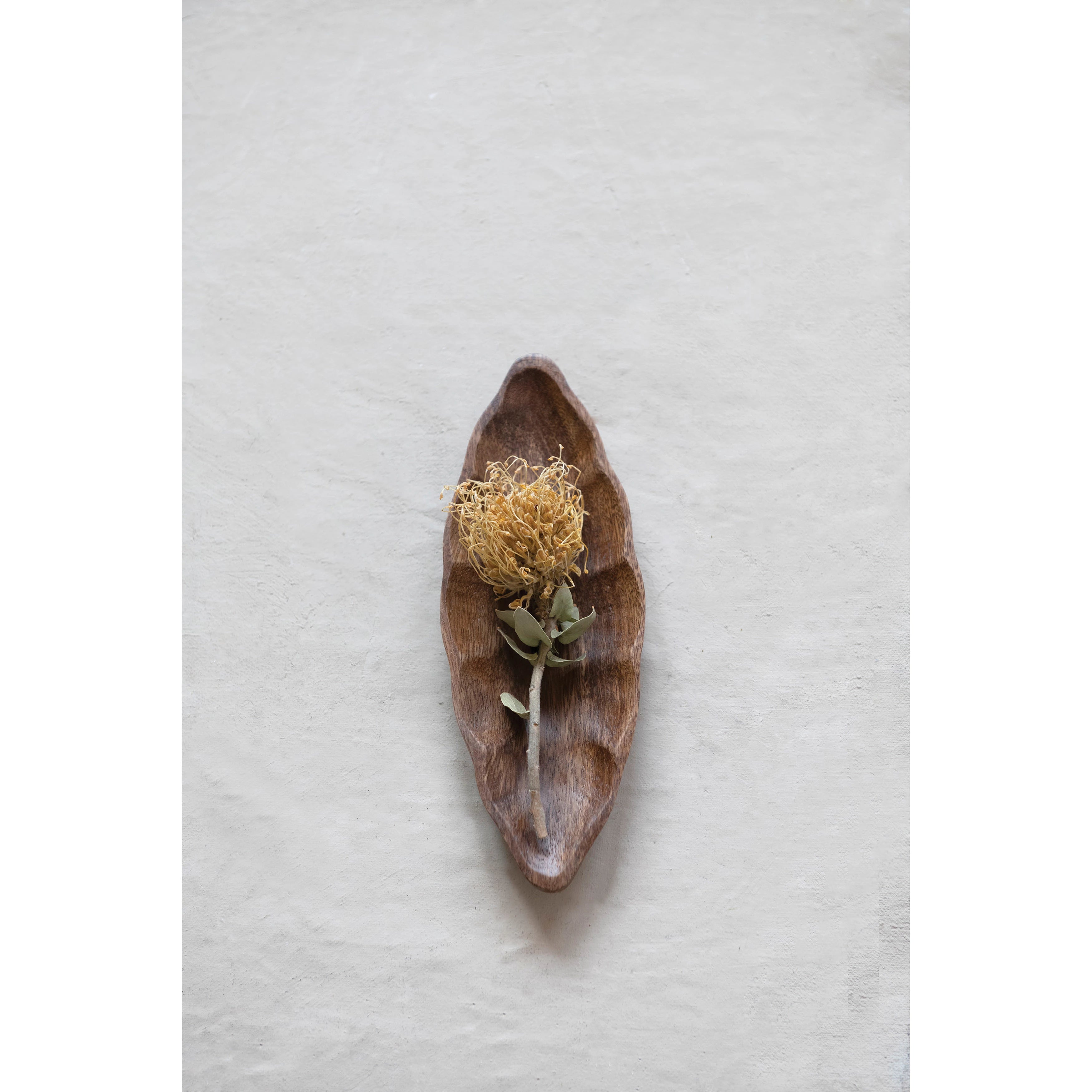 DF5296   Hand-Carved Acacia Wood Leaf Shaped Dish