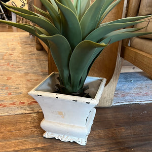White square pot
