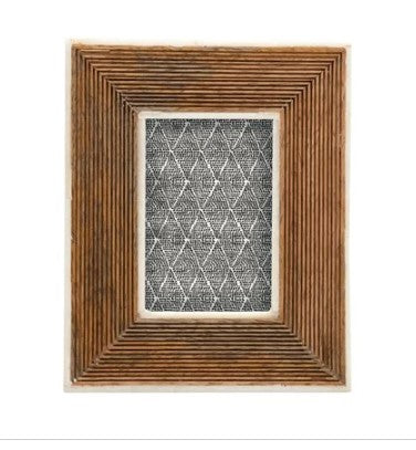 DF4273    Hand-Carved Photo Frame with Bone Border